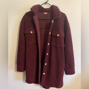 Hem and thread jacket. Size L.